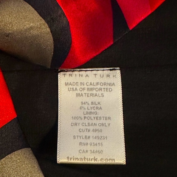 Trina Turk, Soft Silk Red and Black Patterned Midi Dress - Picture 6 of 8